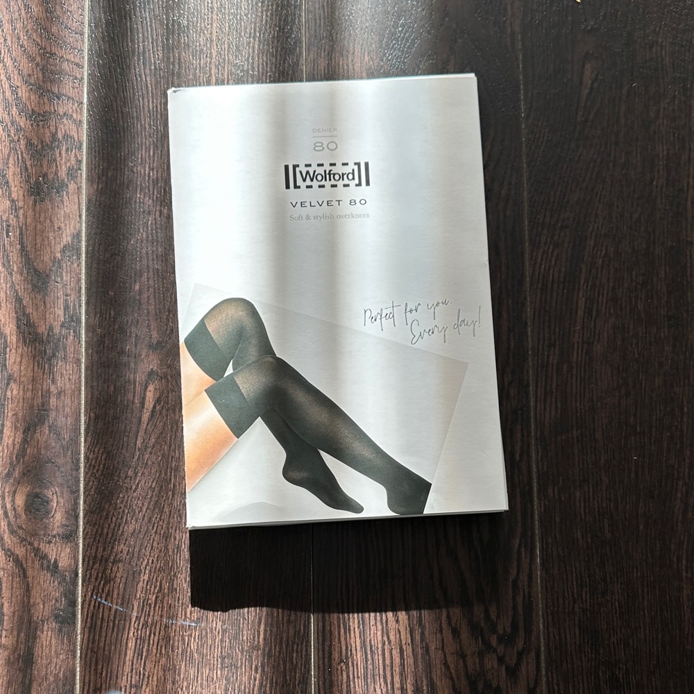Wolford Soft and Stylish Overknees.